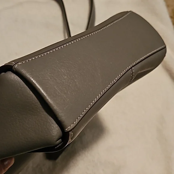 Coach Grey Leather Crossbody Bag - Picture 3 of 9